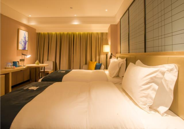 Bedroom, Echarm Hotel (Wuhan Optical Valley Technology Convention and Exhibition Center), Wuhan