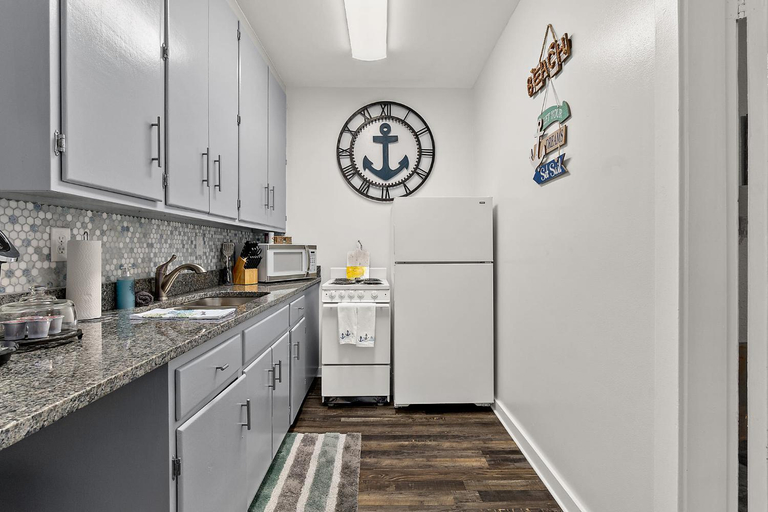 Others 4, Casa Maria 1- Beachy Apt Mins Walk to Downtown, Saint Johns