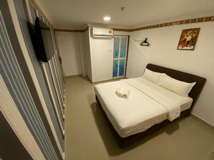 Bedroom 11