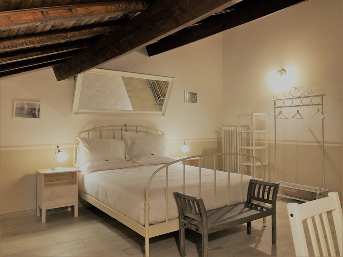 Bedroom 2, Il Contado -room and breakfast-, Modena
