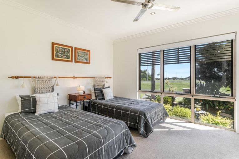 Bedroom 2, Beach Escape - River Views, Clarence Valley- Coast