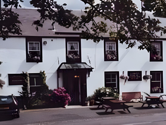 Others 3, Plough Hotel, Scottish Borders