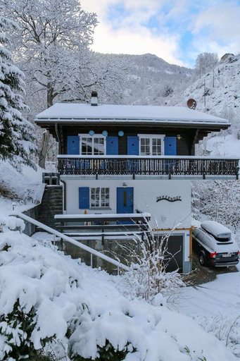 Exterior & Views, Chalet Okkernoot, Raron