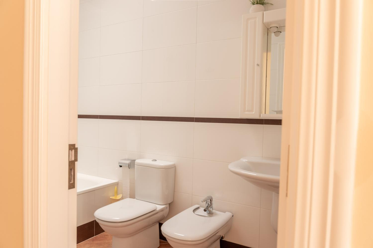 Bathroom 2, Apartamentos Rurales de Abelleira, A Coruña