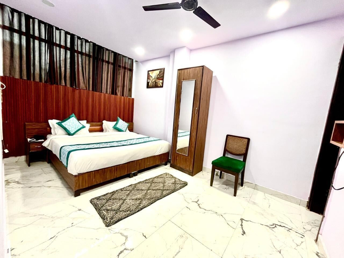 Bedroom 3, Hotel Star Inn, Ghaziabad