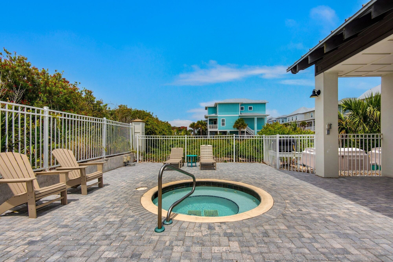 Sport & Beauty 4, Island Escape 5 Bedroom Home by RedAwning, Escambia