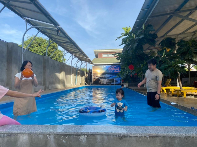 Swimming Pool 3