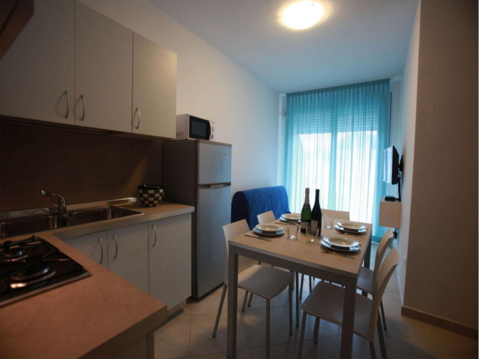 Restaurant 2, Welcoming Apartment-beahost Rentals, Rovigo
