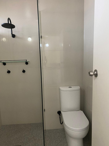 Bathroom 7