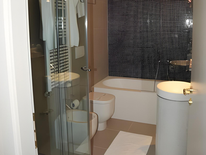 Bathroom 4, Albergo Minuetto, Rovigo