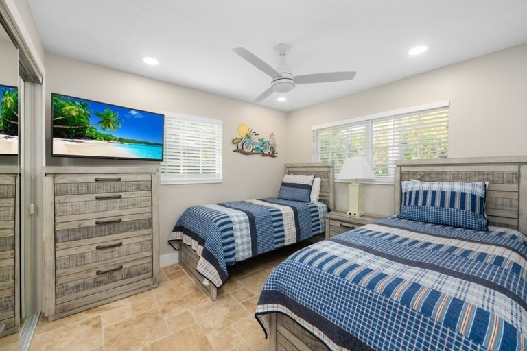 Bedroom 2, Nerita Garden 3 Bedroom Home, Lee