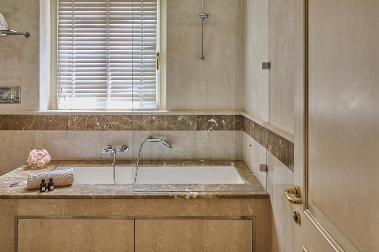 Bathroom 11
