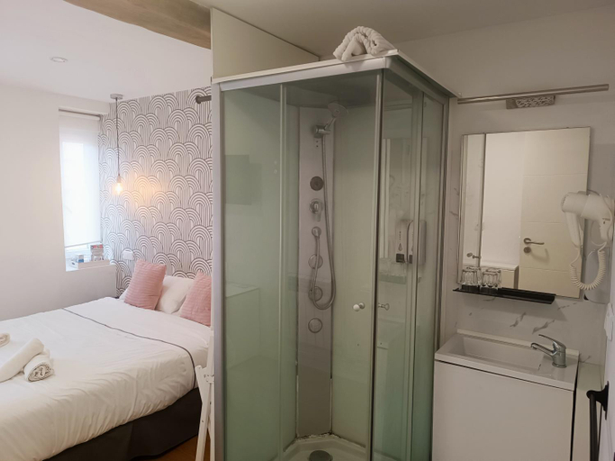 Bedroom 2, Rin Rooms, Guipúzcoa