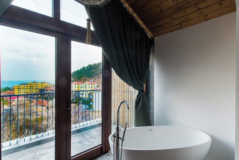 Bathroom, Yushang Shanjian, Qingdao