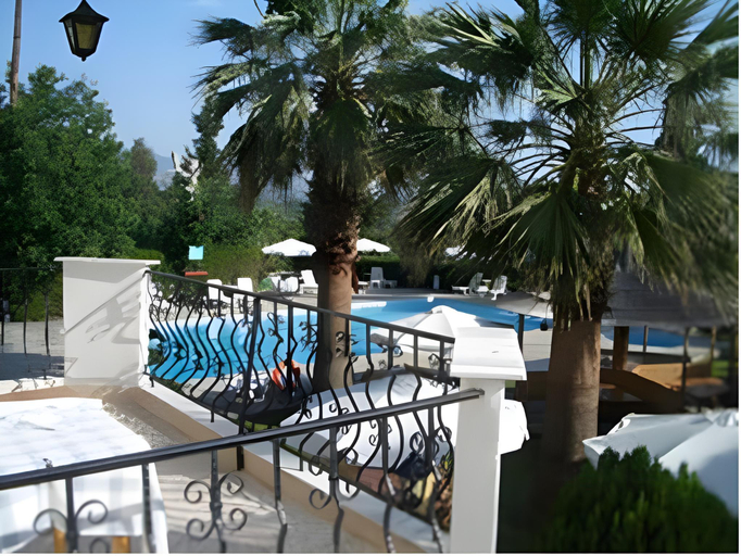 Others 5, IRIDA Rooms 'n' Pool, Central Macedonia