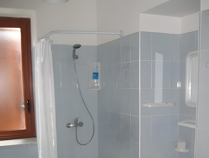 Bathroom, Eoliano B&B, Messina