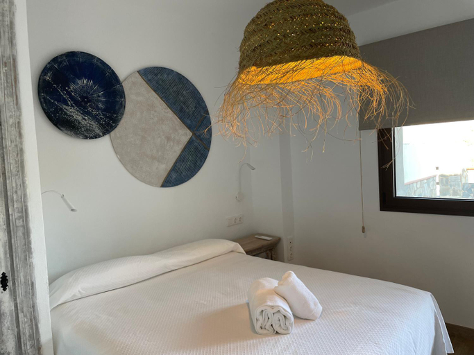 Others 5, Cortijo Tayula, Granada