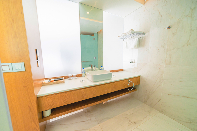Bathroom, Alfeyhaa Resthouse, Samail