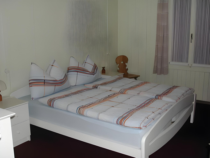 Bedroom 2, Hotel Reuti, Oberhasli
