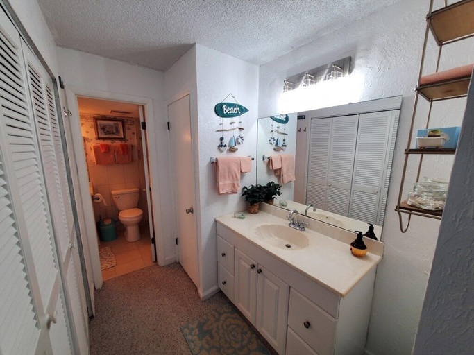 Bathroom 3, Tradewinds 151 1 Bedroom Condo, Saint Johns