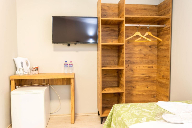 Bedroom 2, Işık Lakeside Otel, İznik