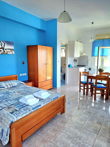 Bedroom 2, Portela Apartments, Crete