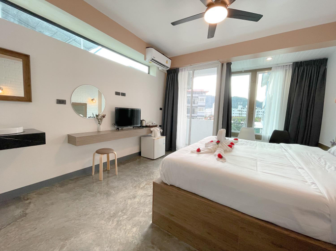 Bedroom 12