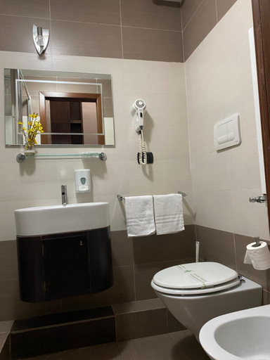 Bathroom 3, Quintino B&B, Rome