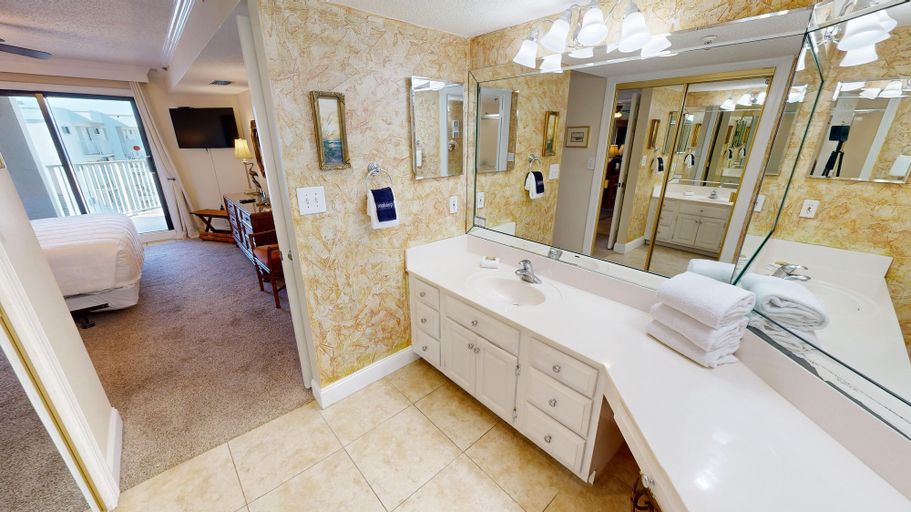 Bathroom 4, Inlet Reef 616 2 Bedroom Condo by RedAwning, Okaloosa
