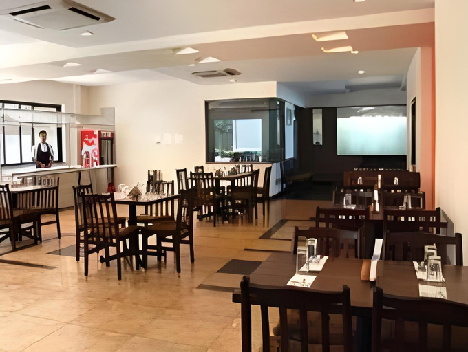 Food & Drinks, Blue Waters Resort, Udupi