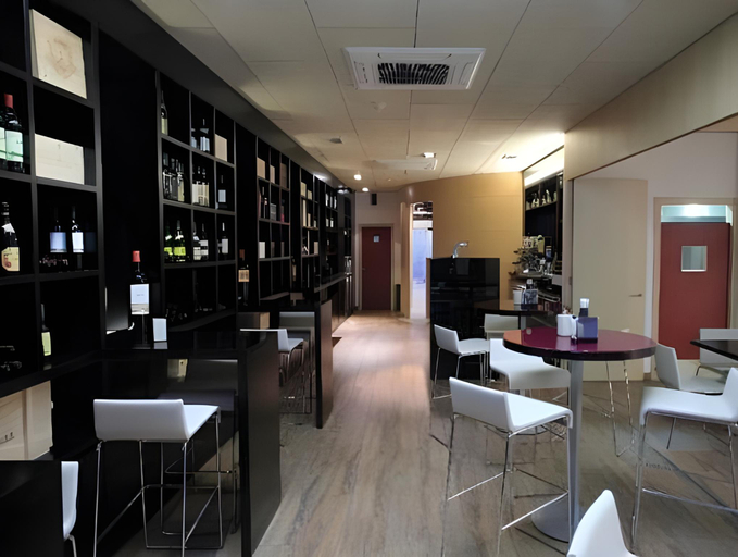Others 3, Hotel Ril, Lugo