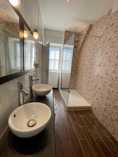 Bathroom 6