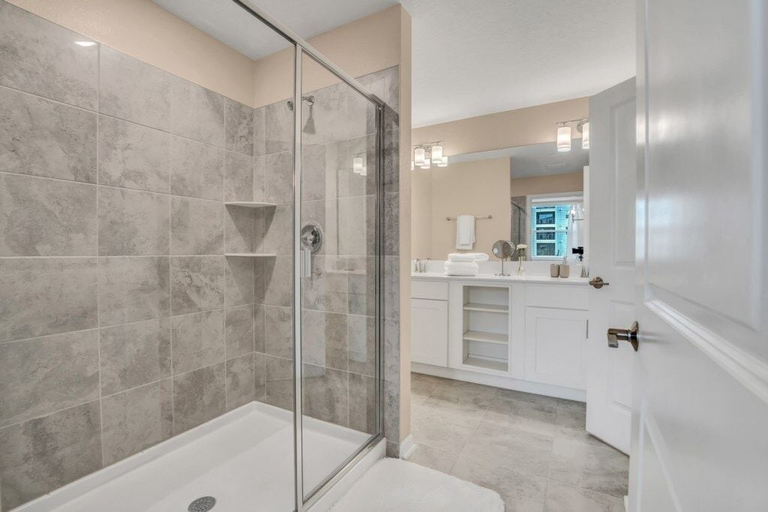 Bathroom 3, 3180 Para Unit 101 3 Bedroom Townhouse, Osceola