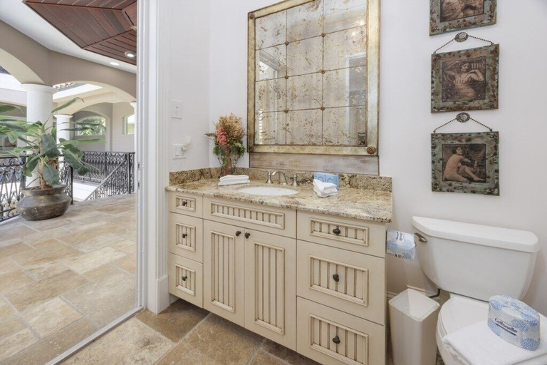 Bathroom 3, Il Paradiso Perduto 7 Bedroom Home by RedAwning, Lee