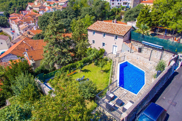 Others 2, Villa Volcera, Bakar