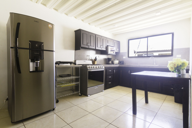 Others 4, Js -14b 6 Bedroom Home, Garabito