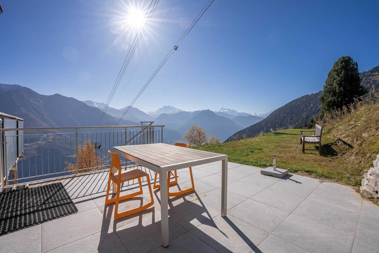 Others 5, Chalet Elsa, Raron