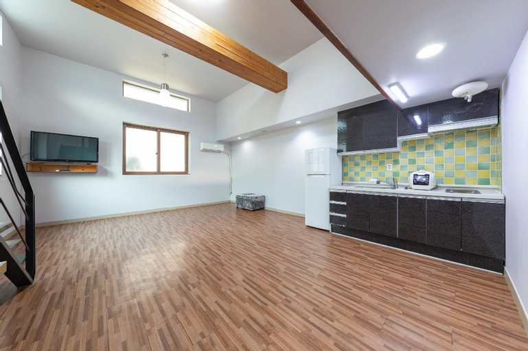 Dining Room 16