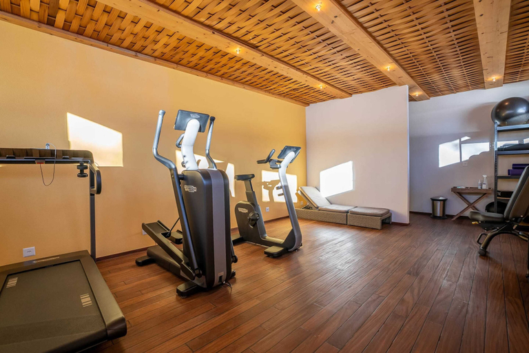 Others 5, Royal A Penthouse, Raron