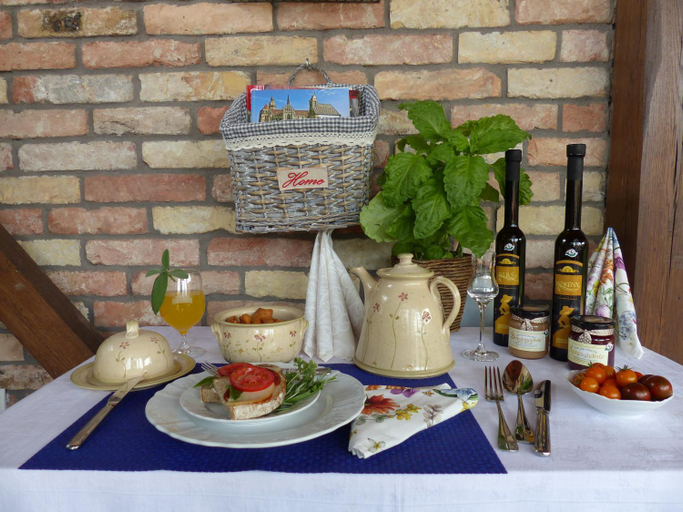 Food & Drinks 2, Fruktarium vendeghaz, Kazincbarcikai