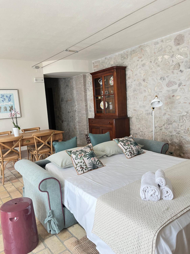 Others 3, Le Mansarine Charme B&B, Mantua