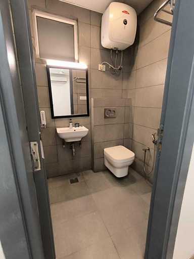 Bathroom 3, Hotel 7 Star, Delhi