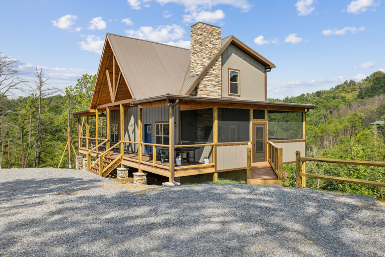 Exterior & Views 2, Hatcher Mountain Hideaway 2 Bedroom Cabin by RedAwning, Sevier