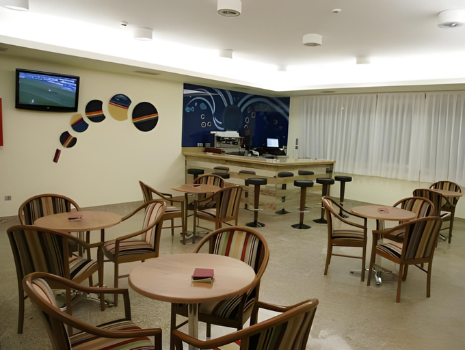 Food & Drinks 4, Motel Portofino, Matosinhos
