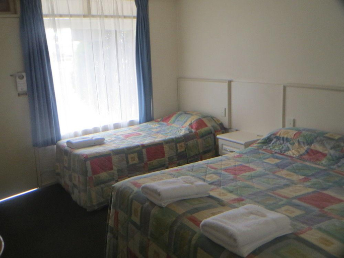 Bedroom 13