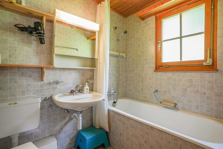 Bathroom, Chalet Lieke, Raron