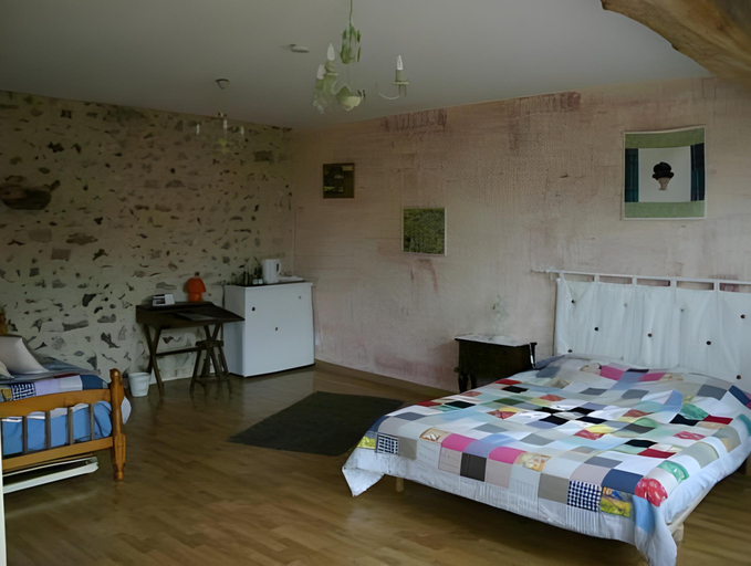 Bedroom 2, La Fermette Champenoise, Marne