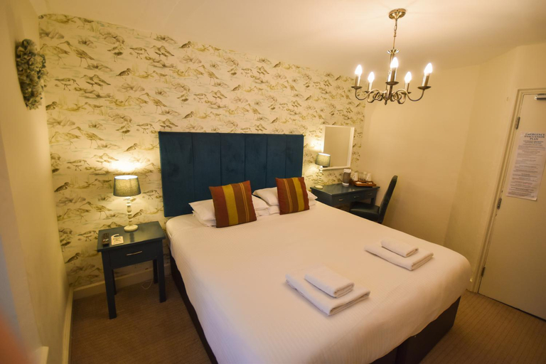 Bedroom 2, Red Lion Inn, Cumbria