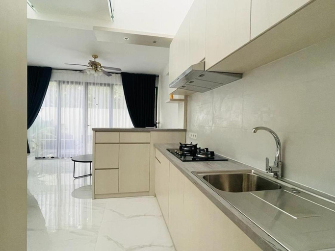 Dining Room 2