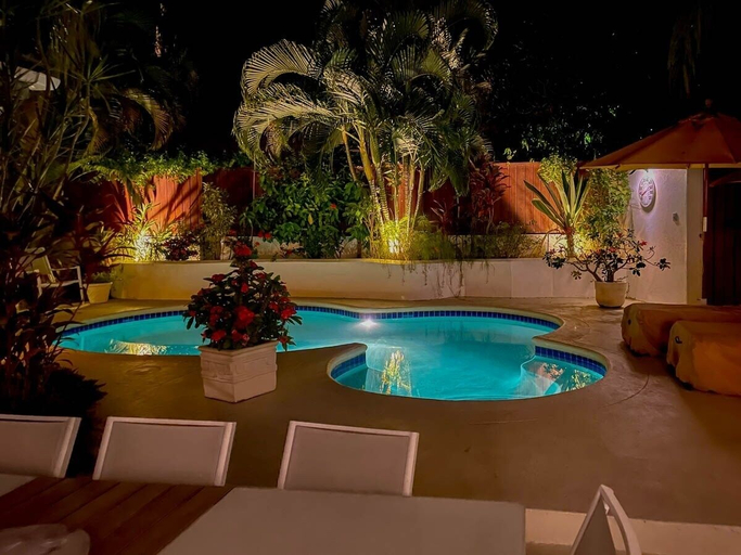 Sport & Beauty, Beachcomber 3 Bedroom Home by Bluescape